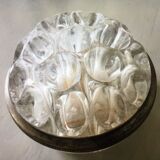 Glass spikes