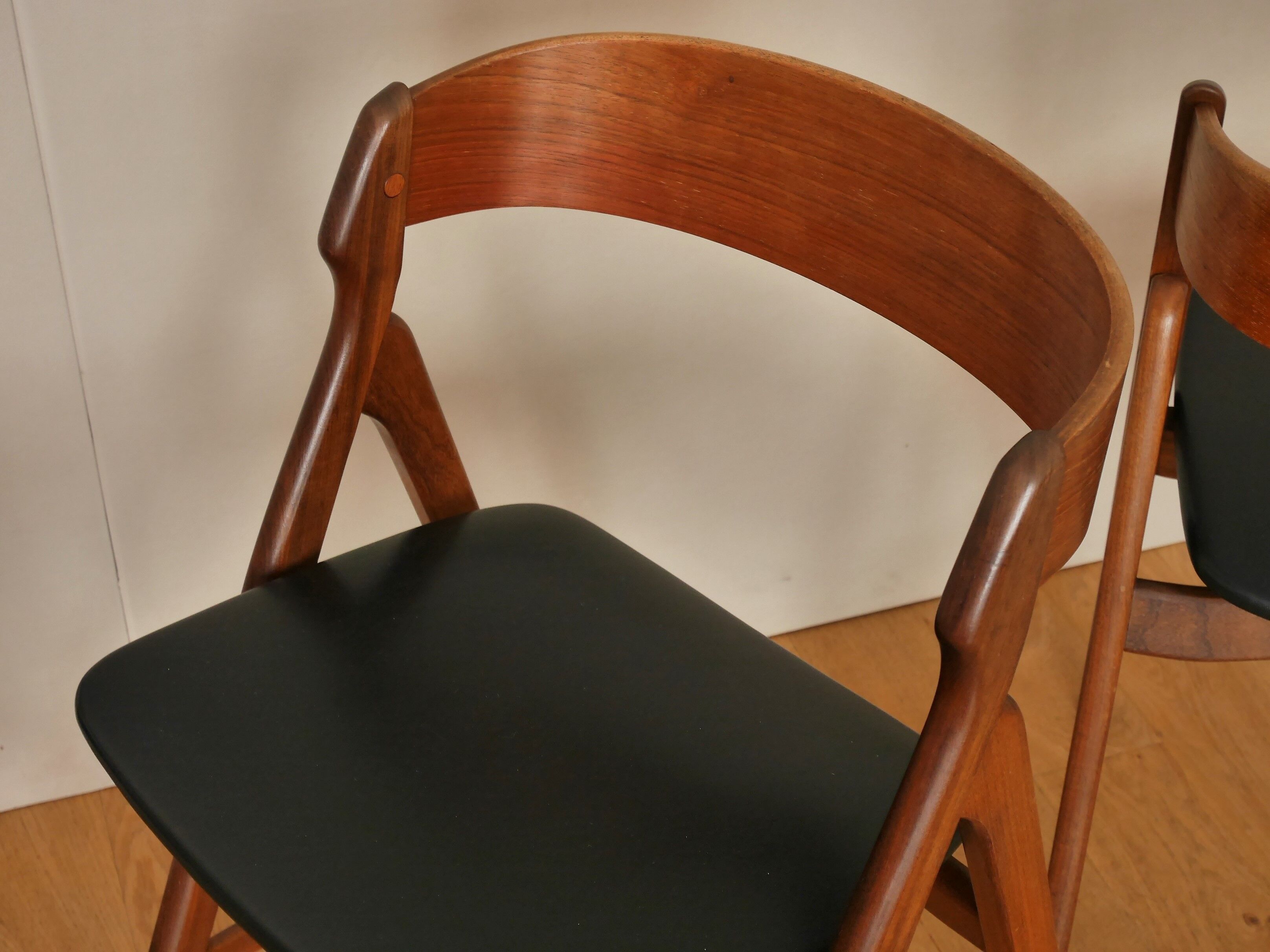 4 chairs Scandinavian Kristiansen teak 60s