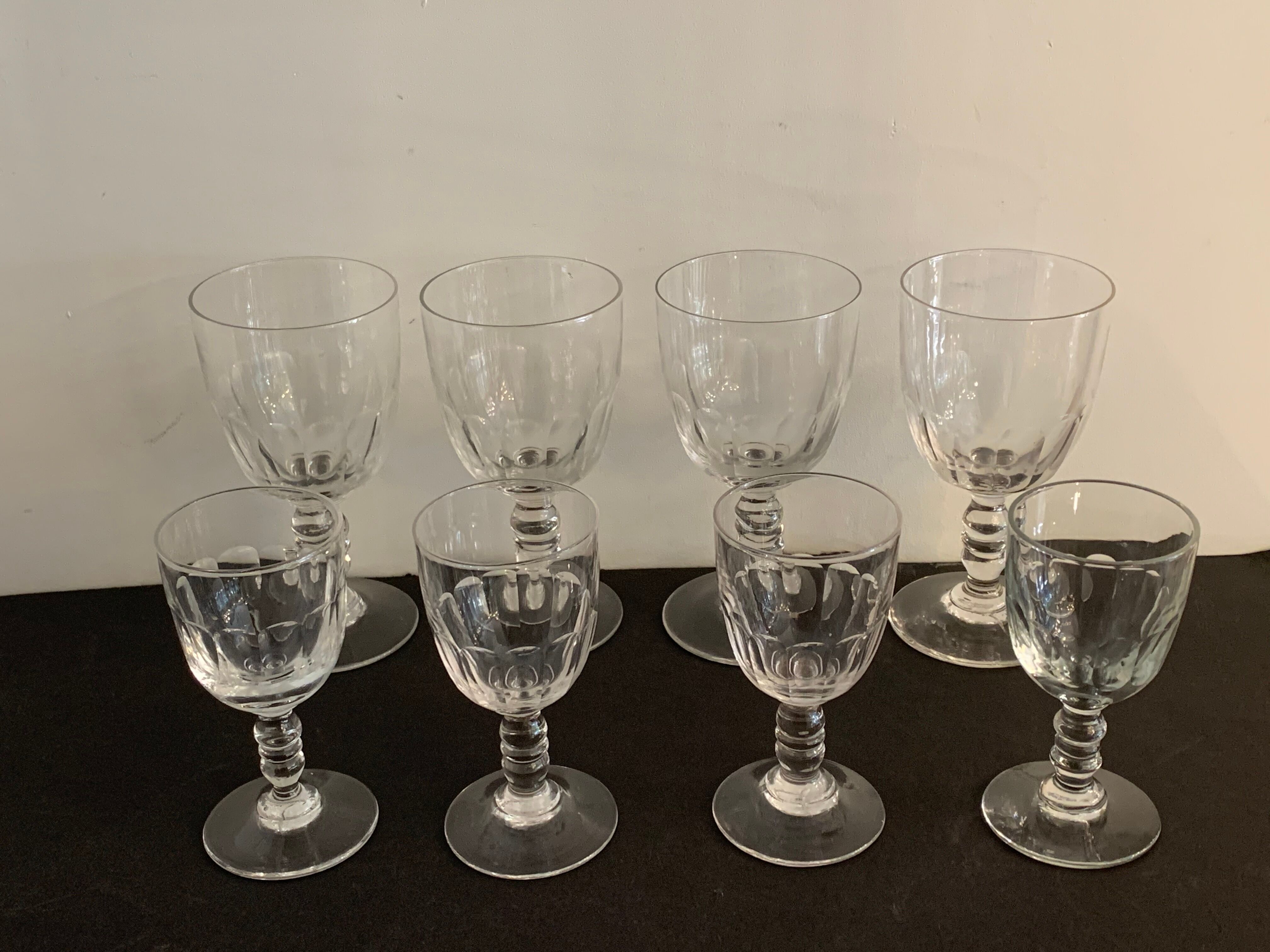 Lot of 8 old glass walking glasses of 2 different sizes