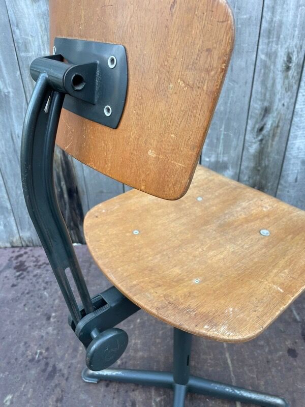 Vintage Friso Kramer adjustable workshop stool for Ahrend De Cirkel