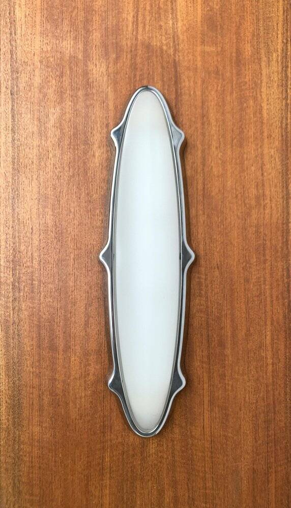 Geco wall light for indoor and outdoor use, postmodern Italian design by Luciano Pagani and Angelo Perversi for Arteluce, 1990s.