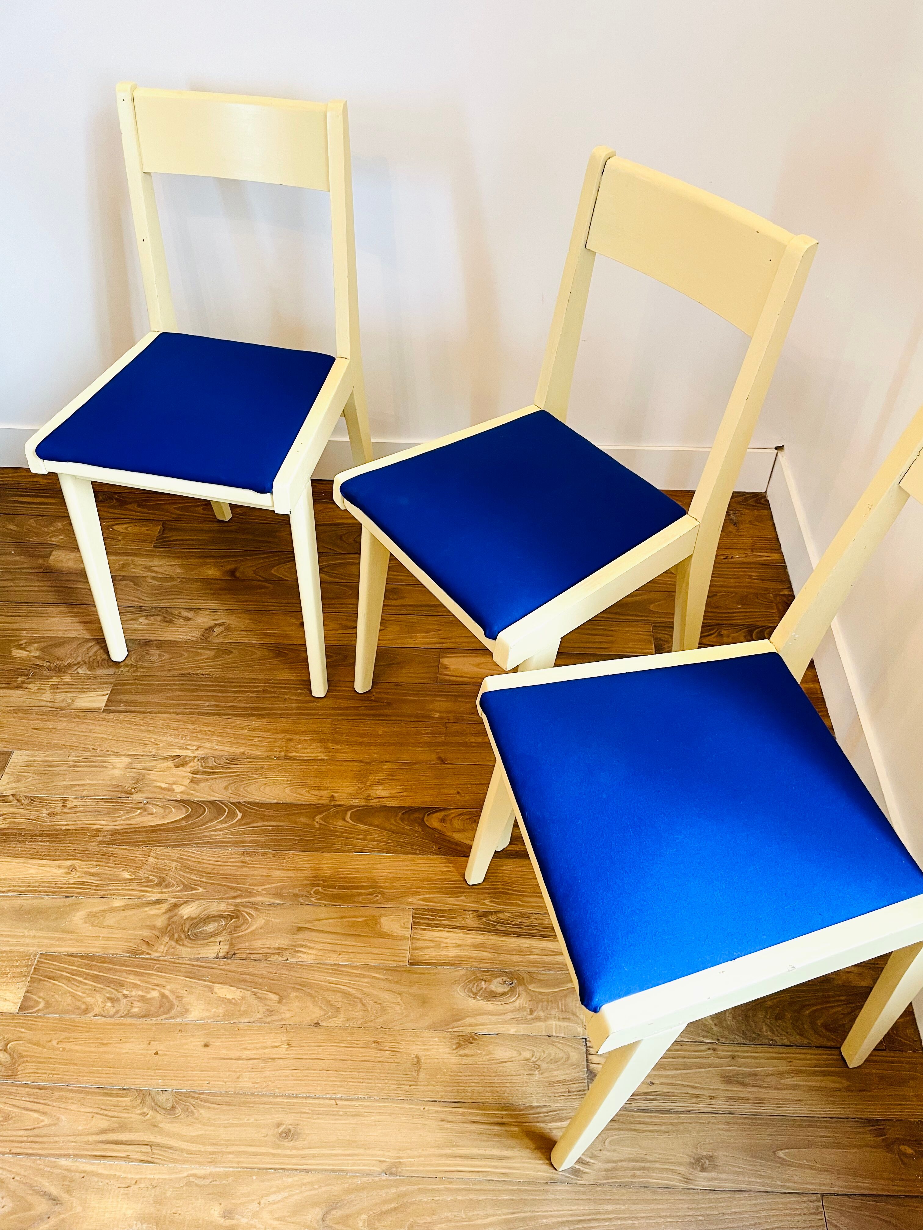 Vintage chairs blue seat