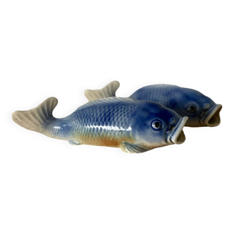 2 fish slip vases