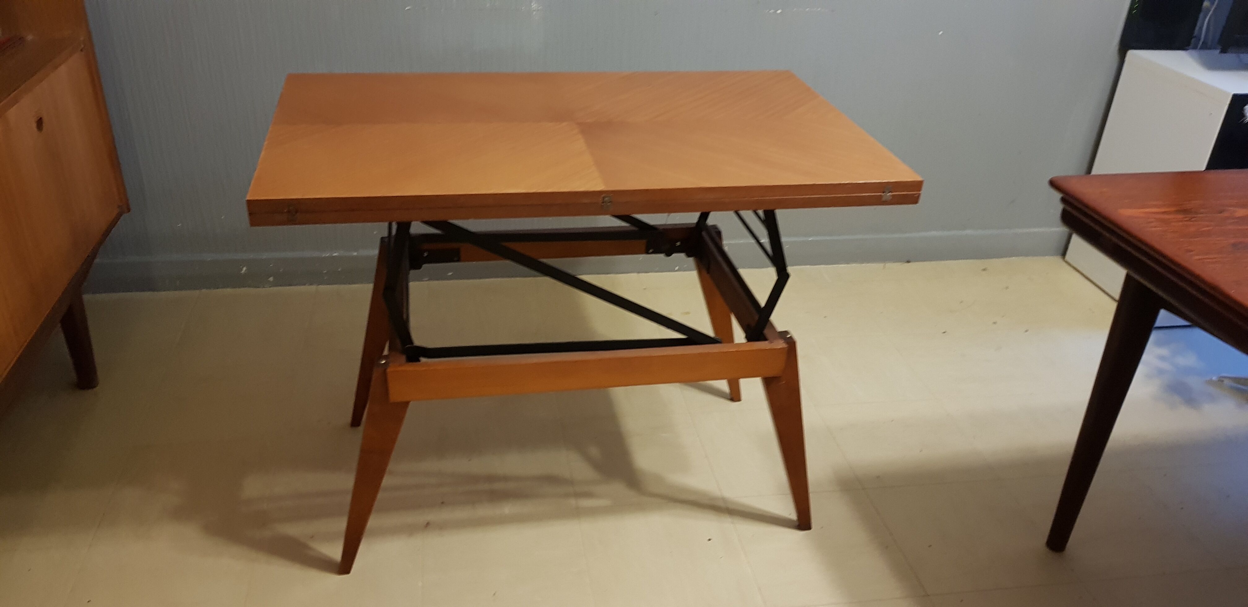 Table "junior revelation" Albert Ducrot for Ducal 1950