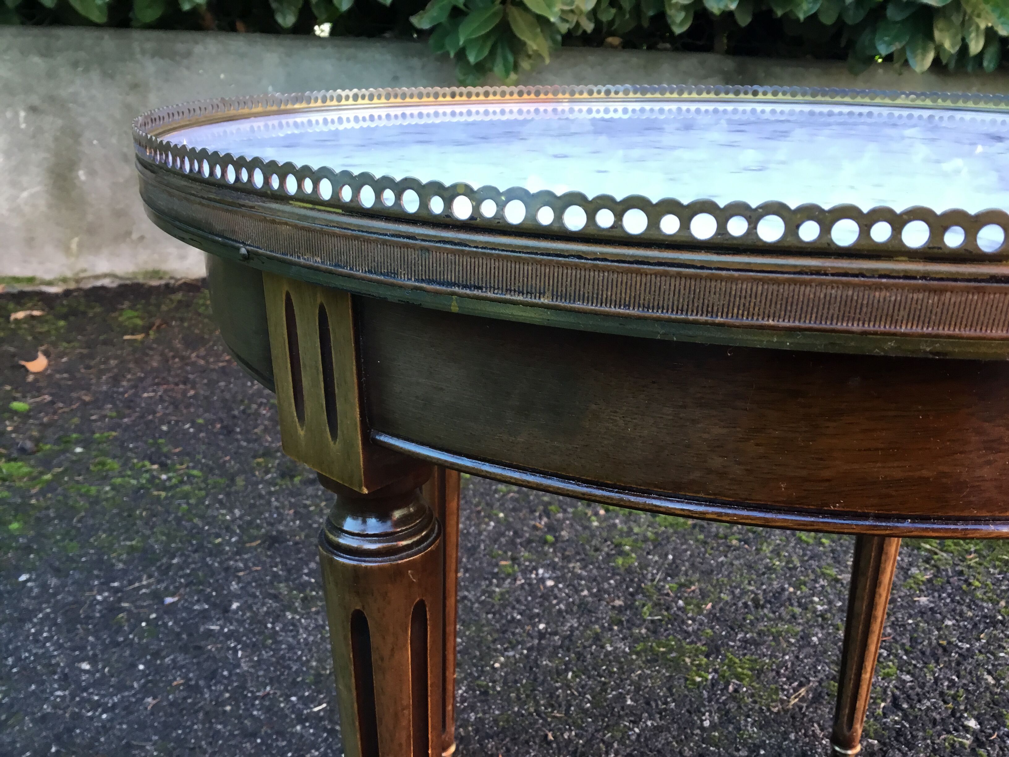 Hot water bottle coffee table