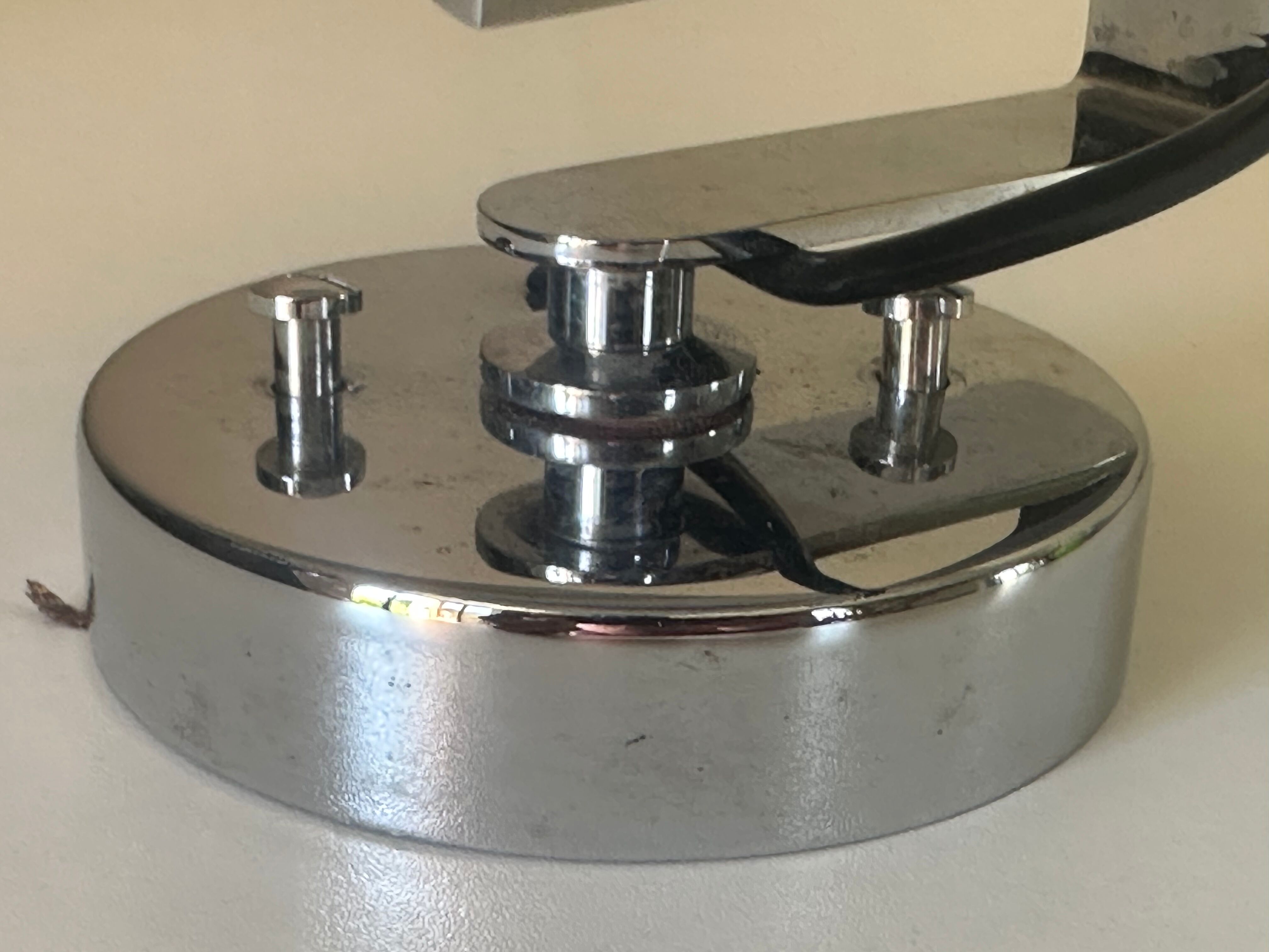 Applique vintage aluminium design annees 70
