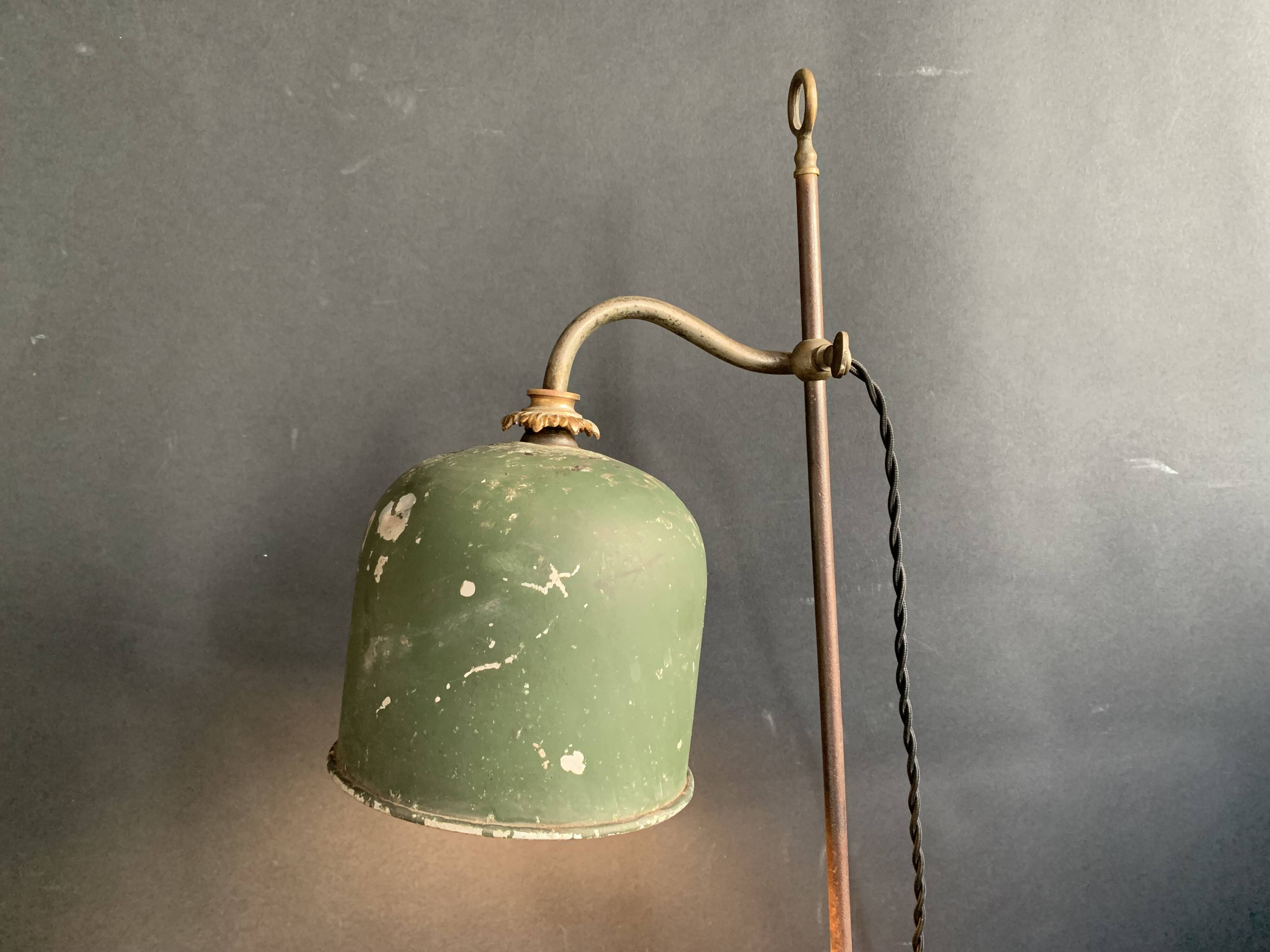 Workshop lamp, up and down, and green metal shade, 1930