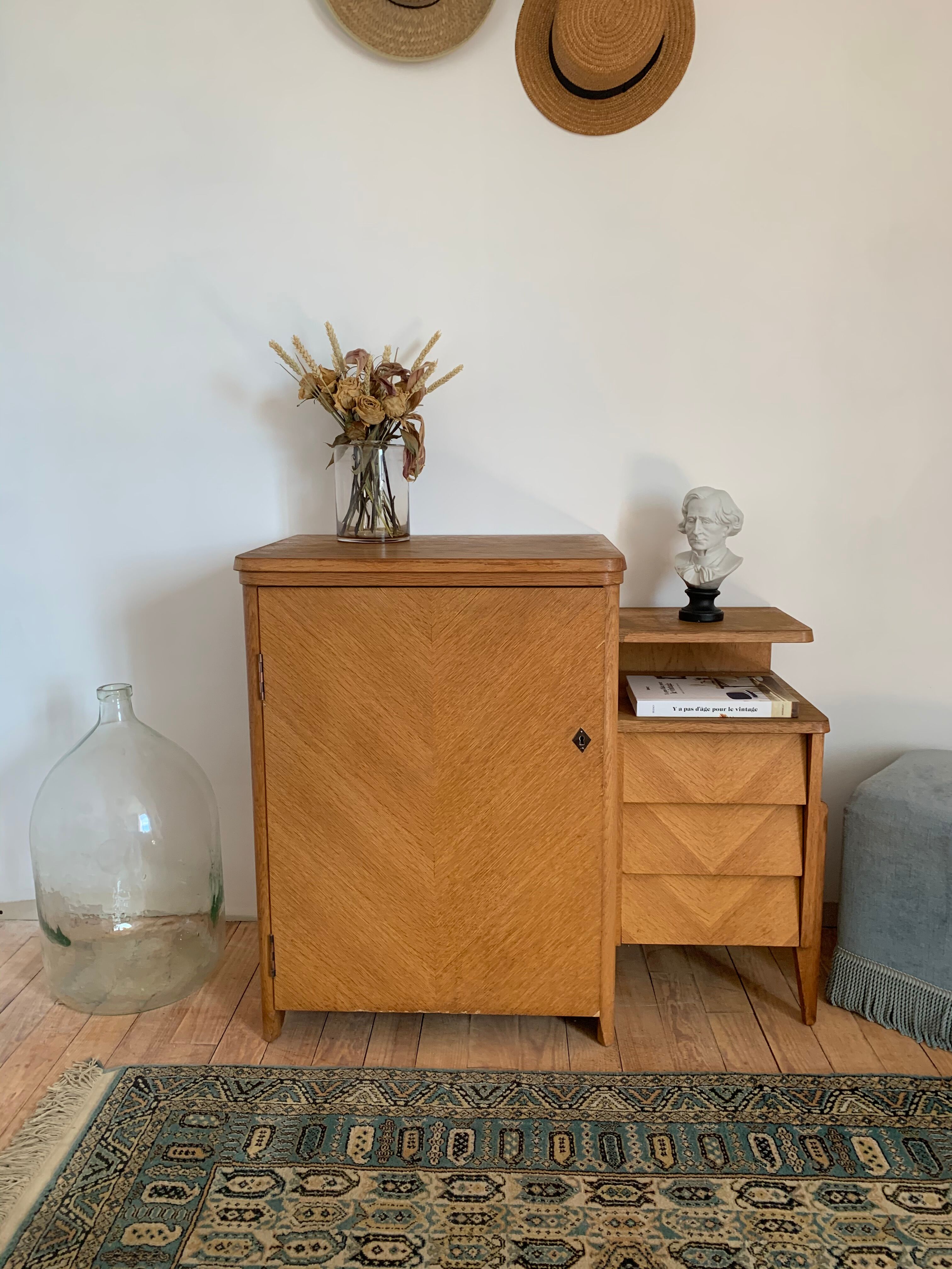 Singer furniture 1950