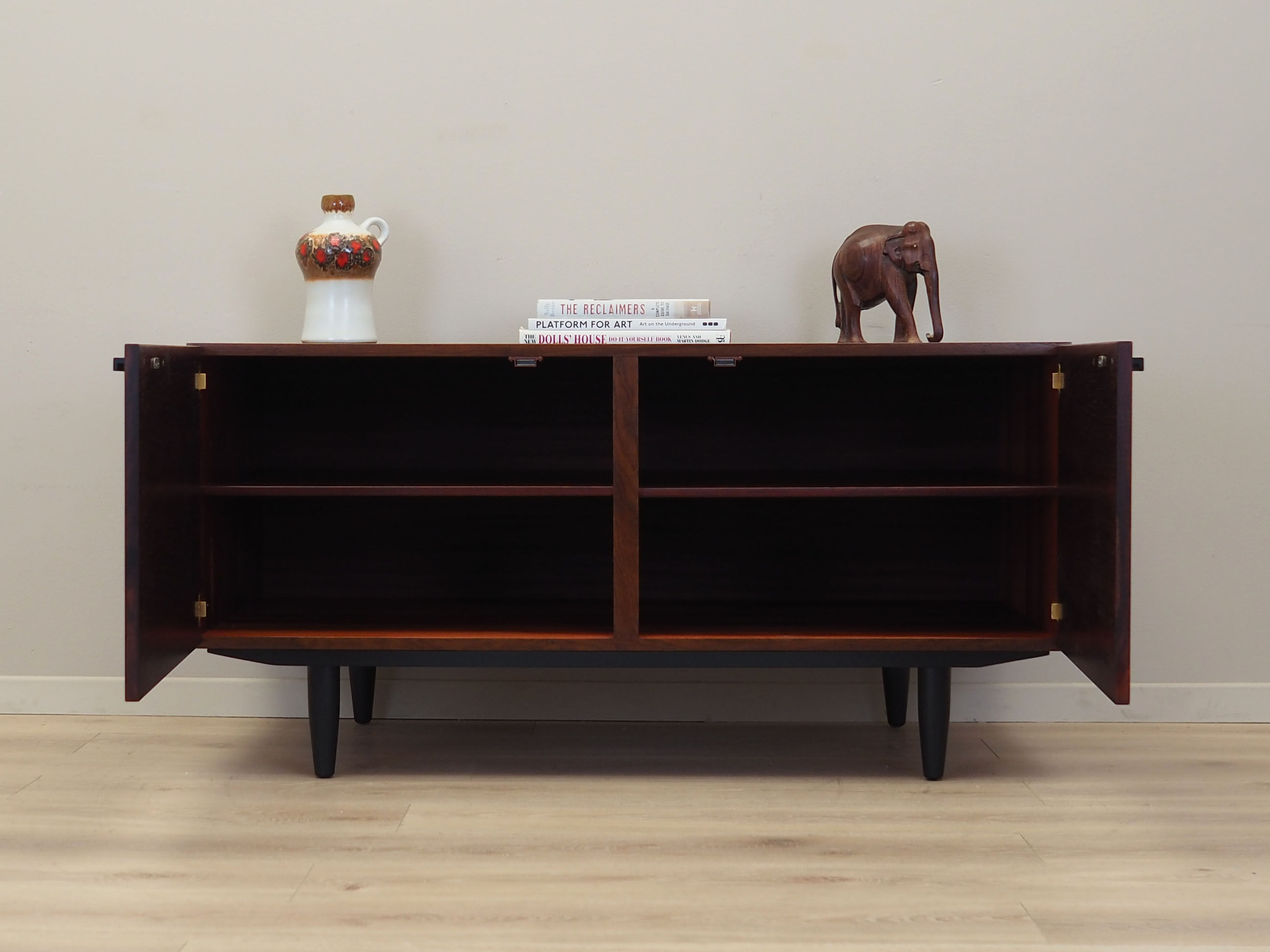 Enfilade en palissandre, design danois, années 1970, designer: Ib Kofod Larsen