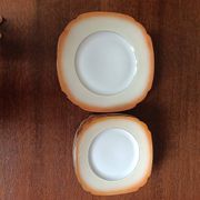 Assiettes à dessert orange en porcelaine