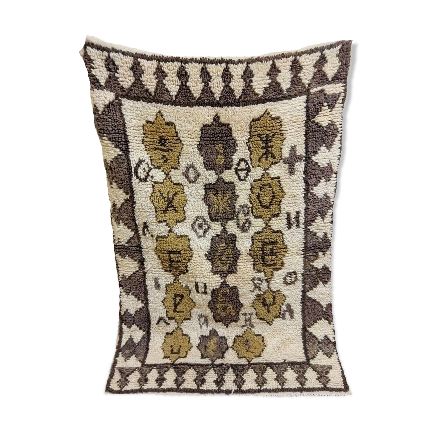 Moroccan berber carpet 134x90cm