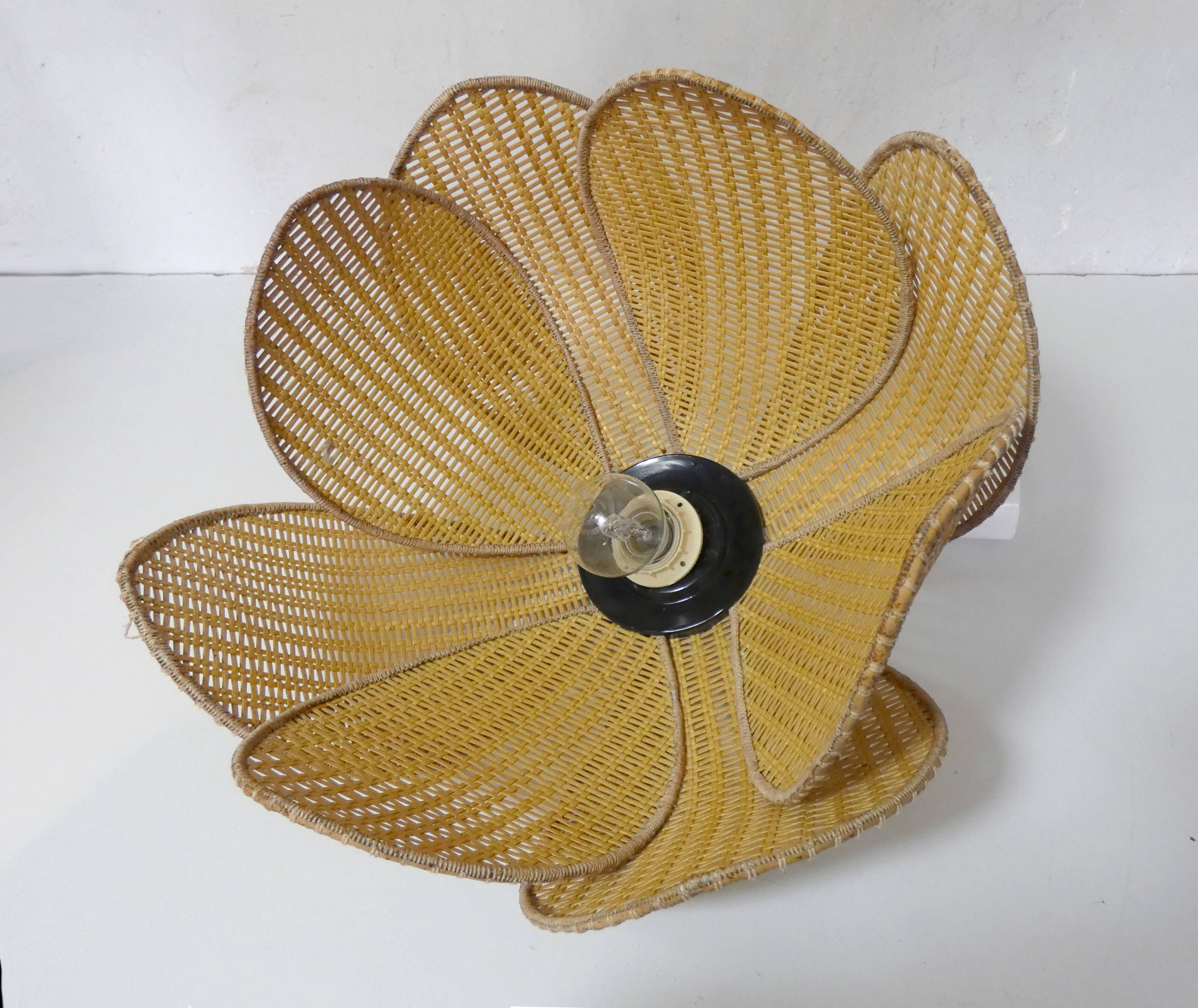 Vintage floral rattan pendant light
