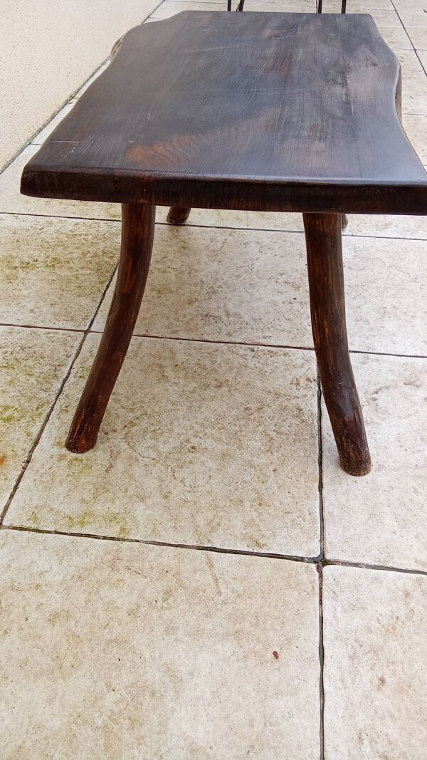 Table basse brutaliste vintage en orme