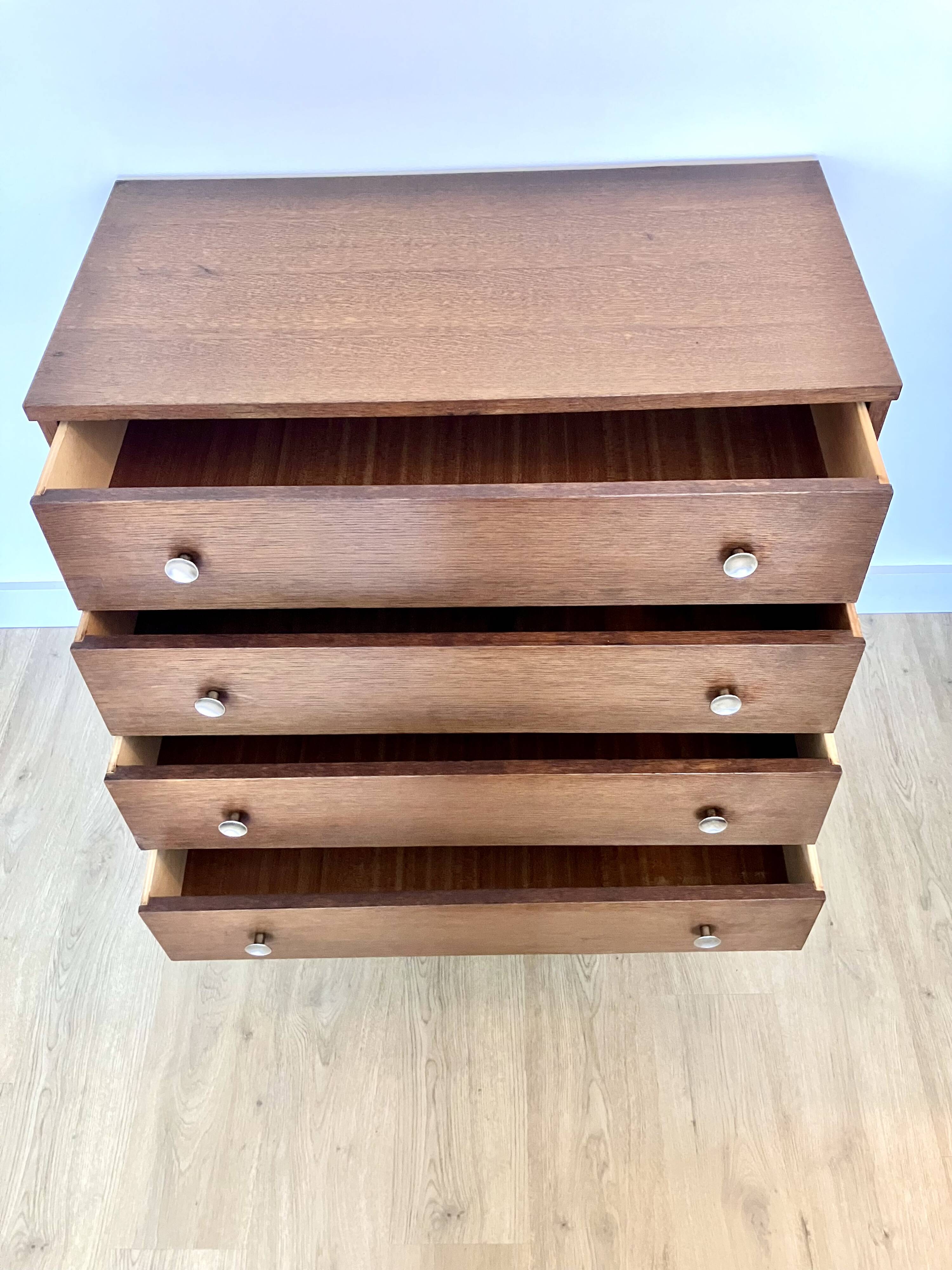 Tapered leg chest of drawers