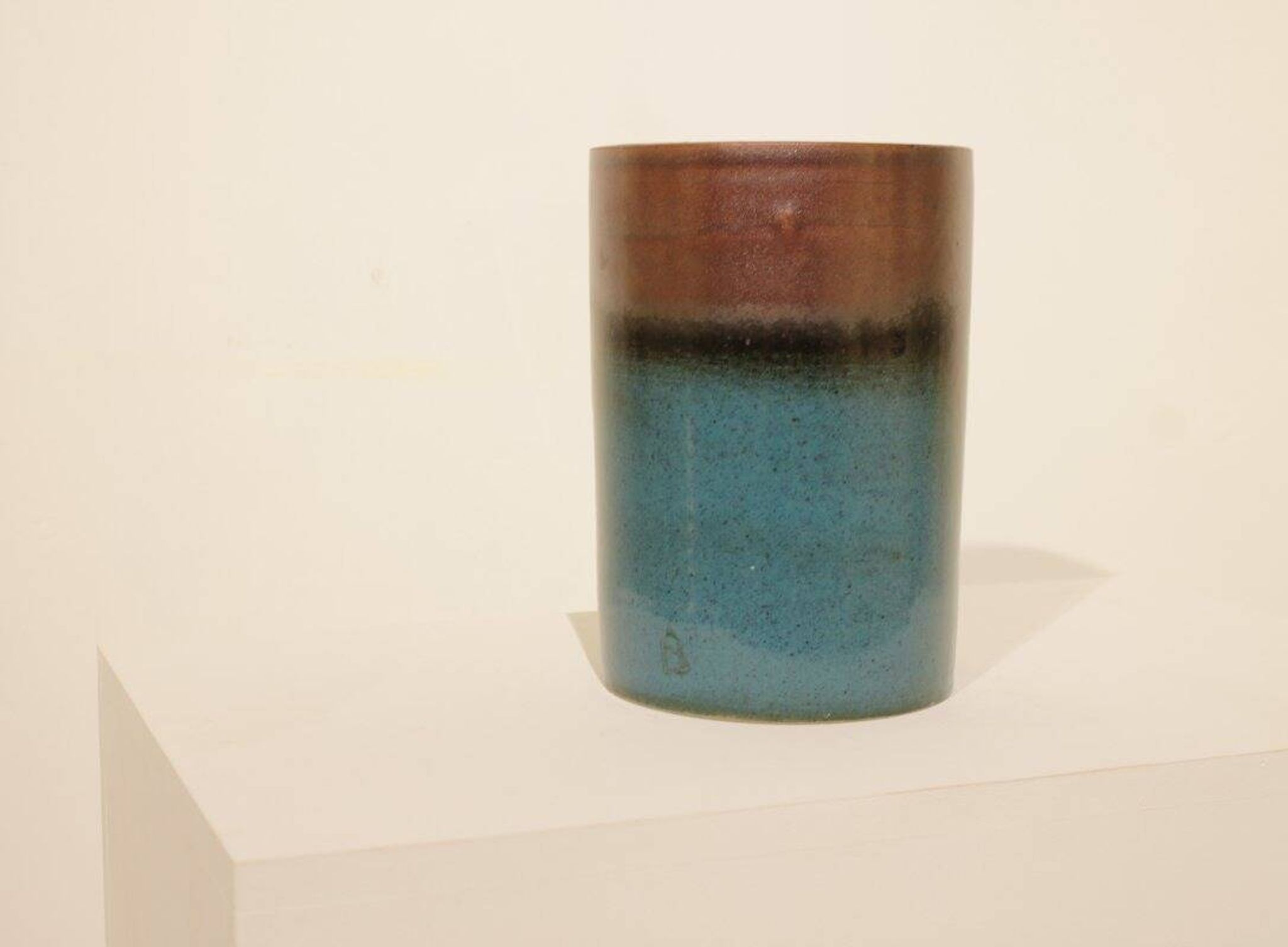 Important vase pique fleurs en grès de Charles Gaudry (1933-1980)