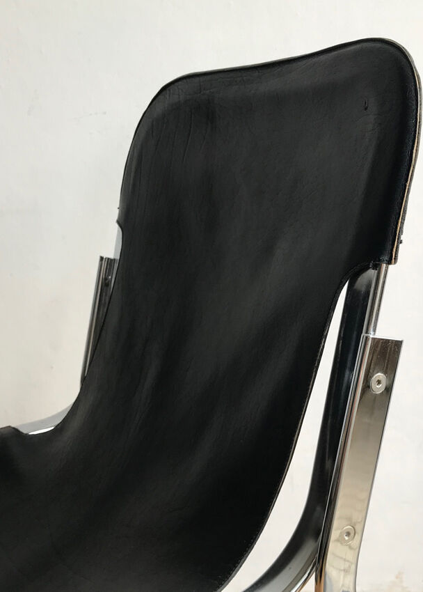 Set of 6 chairs in chrome metal and black leather - 1970