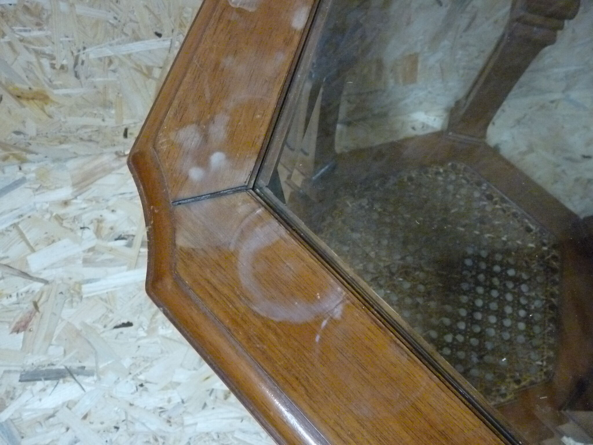 Hexagonal glass wood coffee table