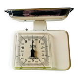 Stube - vintage household scale in white painted metal - force 10