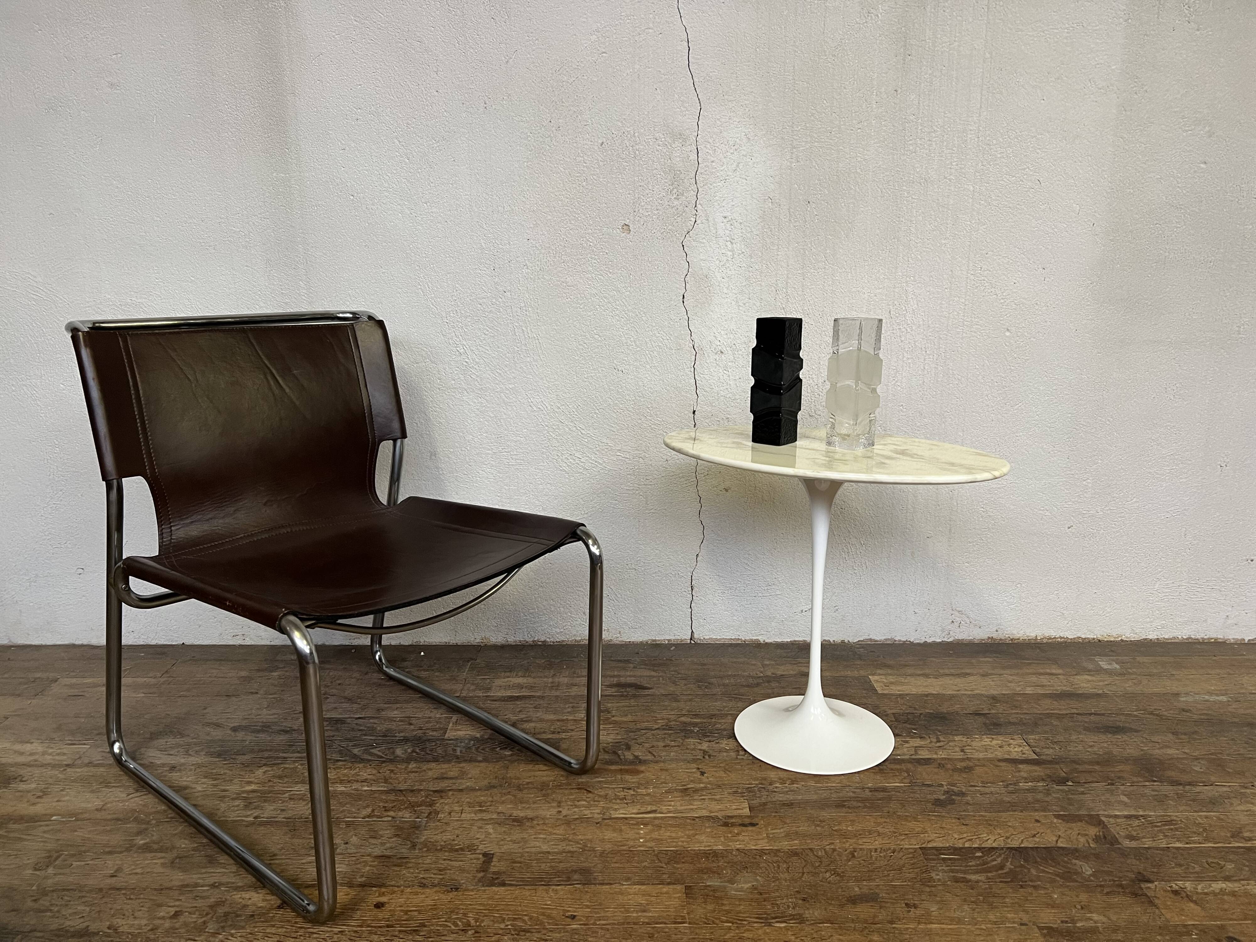 Oval pedestal table Eero Saarinene design Knoll international 1970 original marble