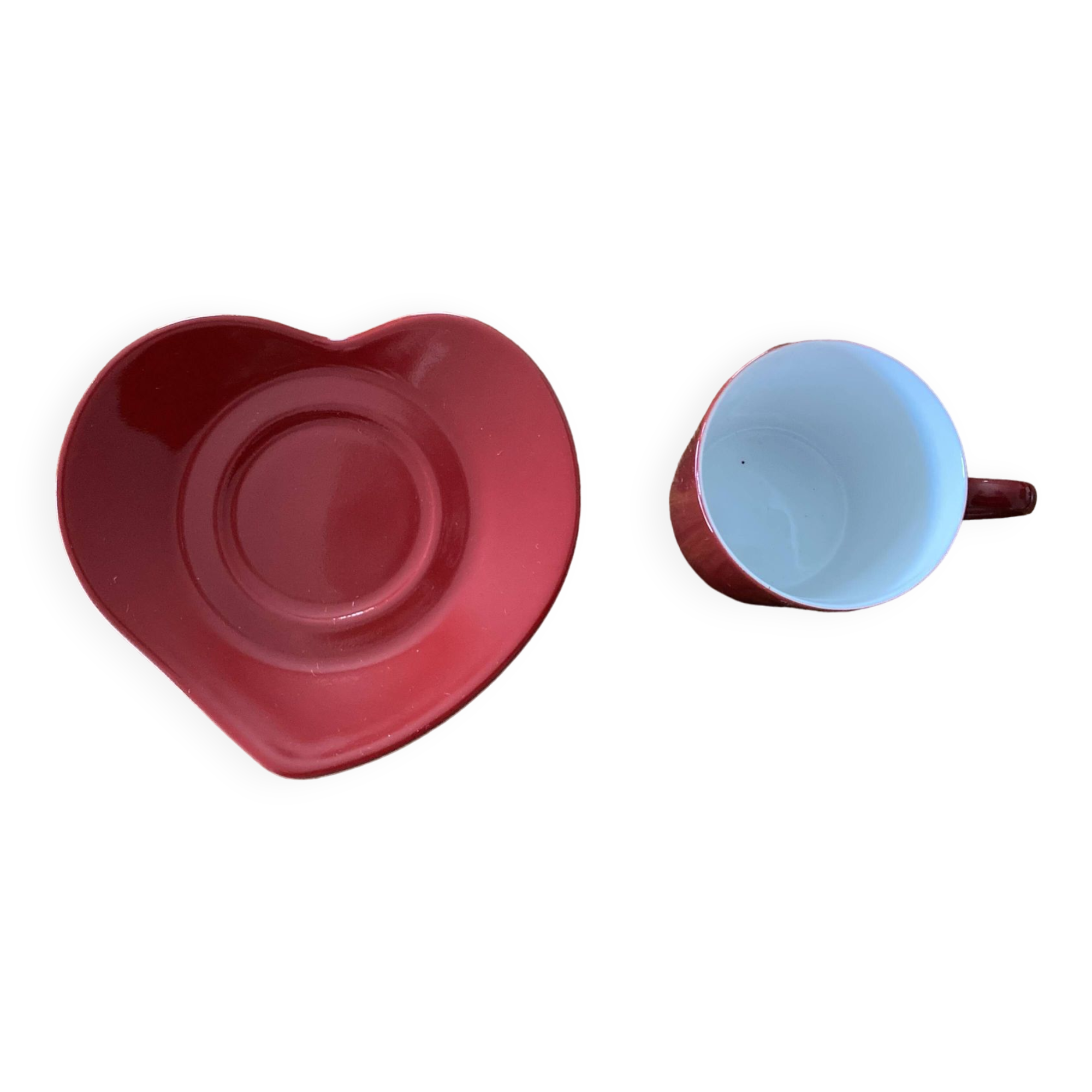 Coffee cups/saucers