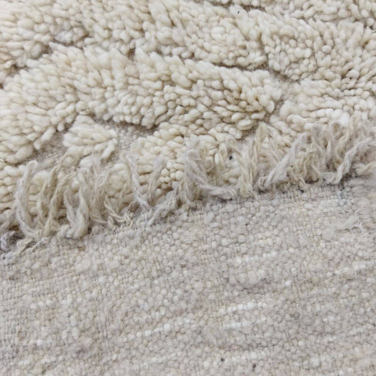 Handmade Moroccan Berber rug 155 X 124 CM