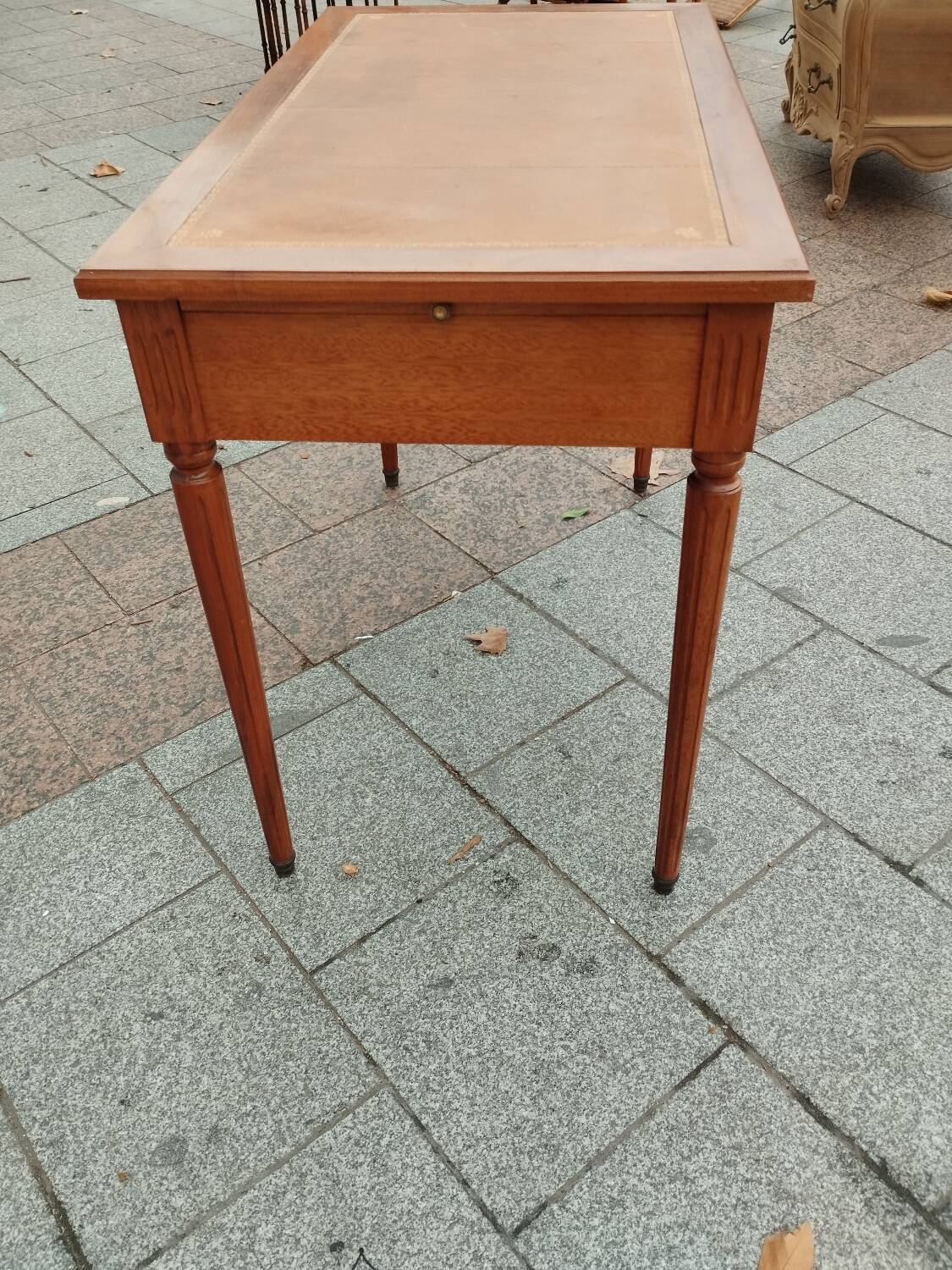 Antique flat desk in Louis XVI style