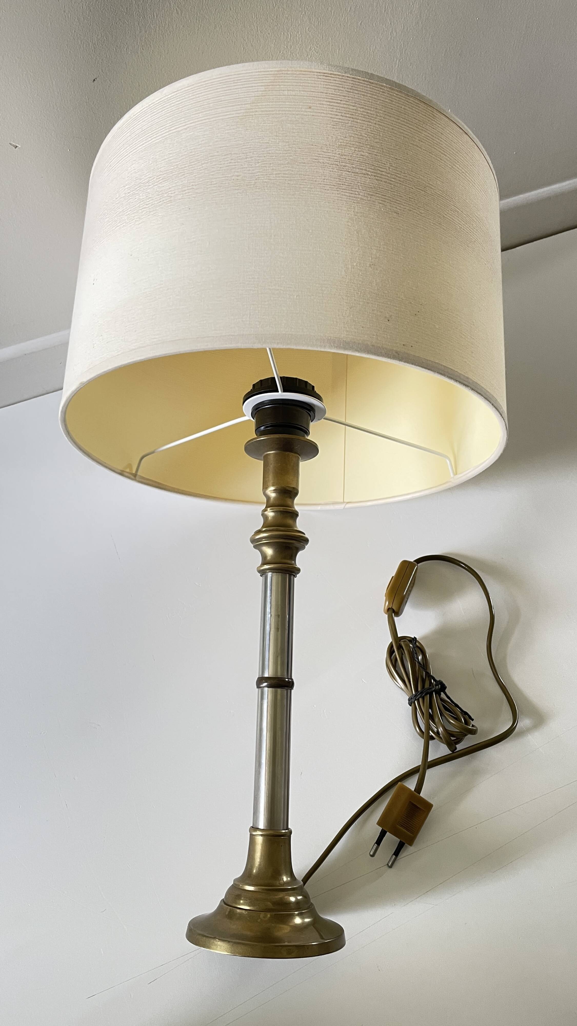 70s lamp with wood effect lampshade