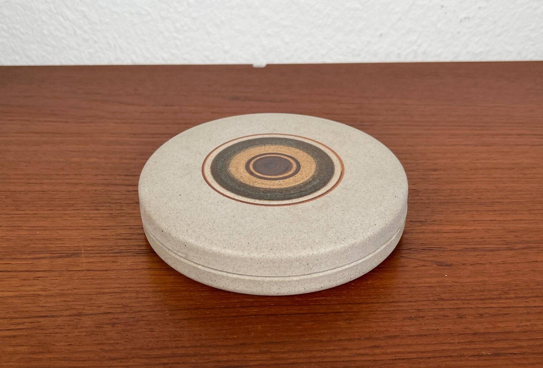 Vintage stoneware bowl with lid by Tove Rappold for Knabstrup, Denmark, 1970s.