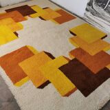 Seventies wool carpet made in Holland 300x200 cm
