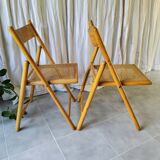 Paire de chaises pliantes cannées