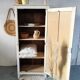 Armoire parisienne