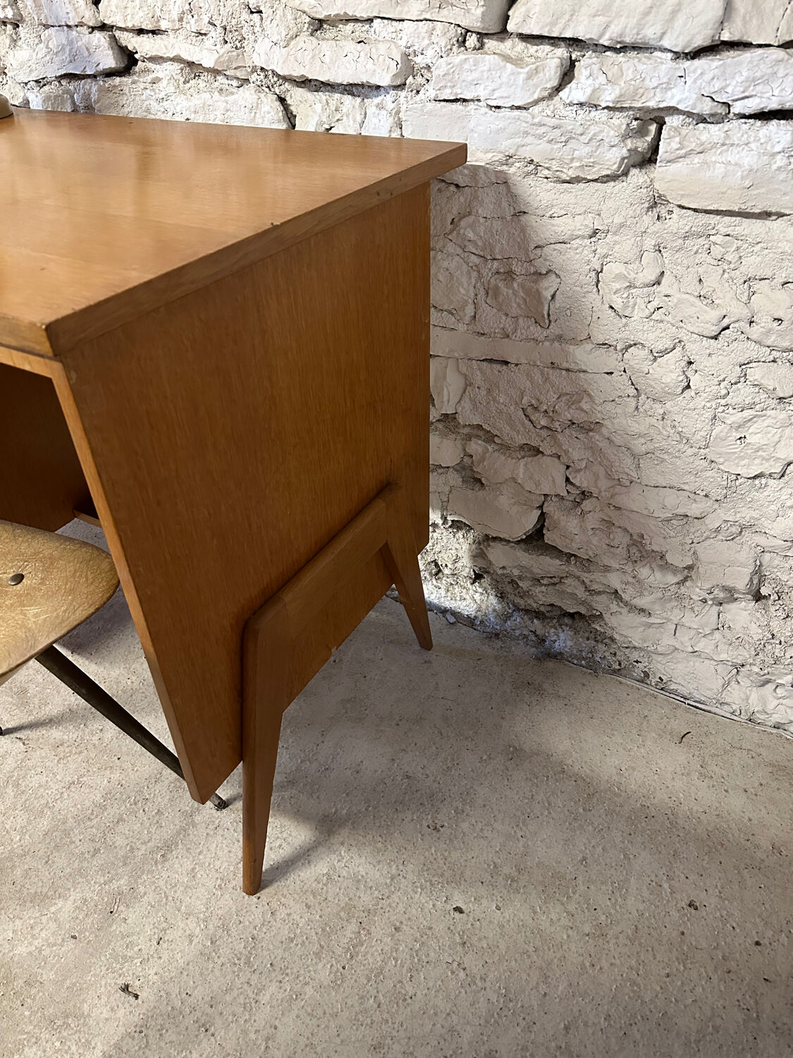 Child's desk 1950, vintage compass legs