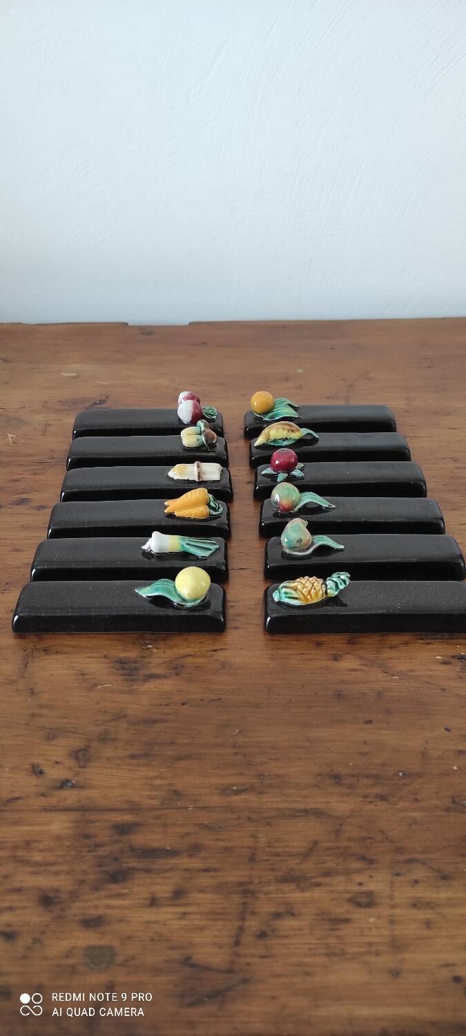Ceramic knife holder set