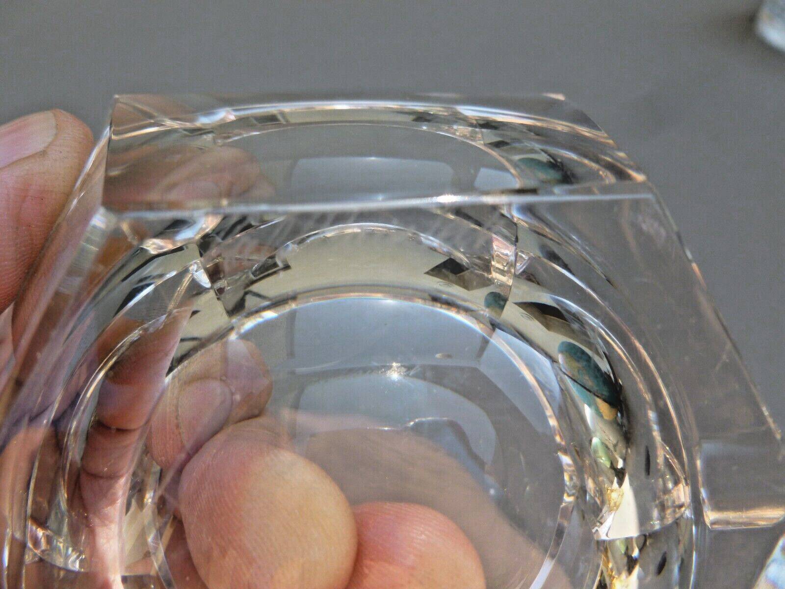 Empty pocket crystal ashtray val saint lambert.