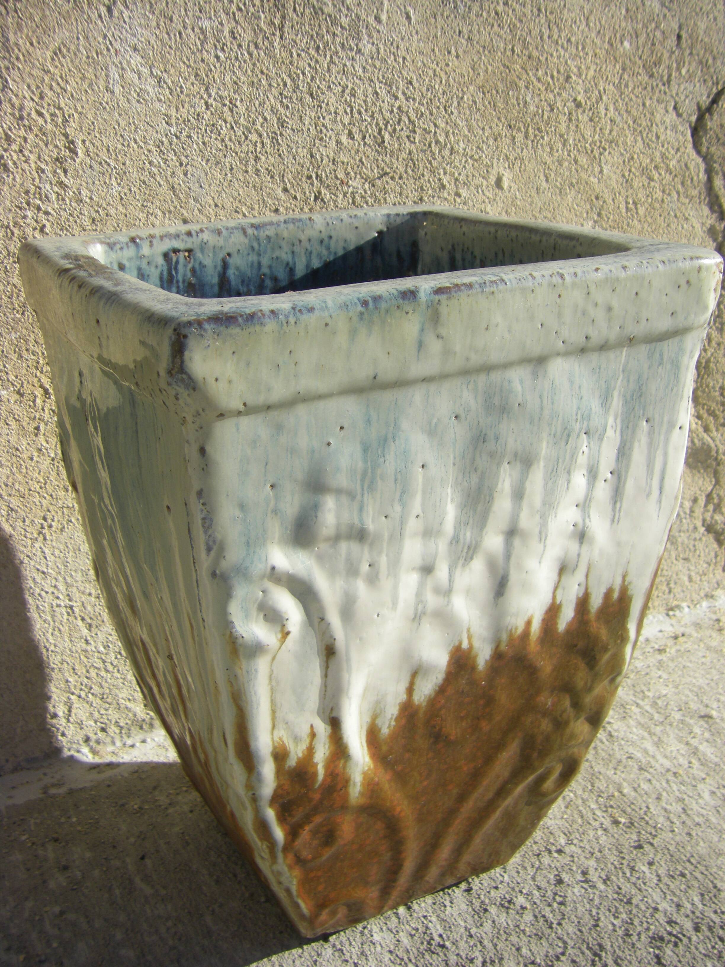 Vintage flower pot