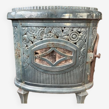 Art Deco enamelled cast iron stove Deville Le Non Pareil circa 1930