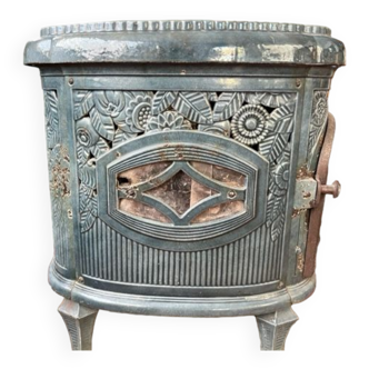Art Deco enamelled cast iron stove Deville Le Non Pareil circa 1930