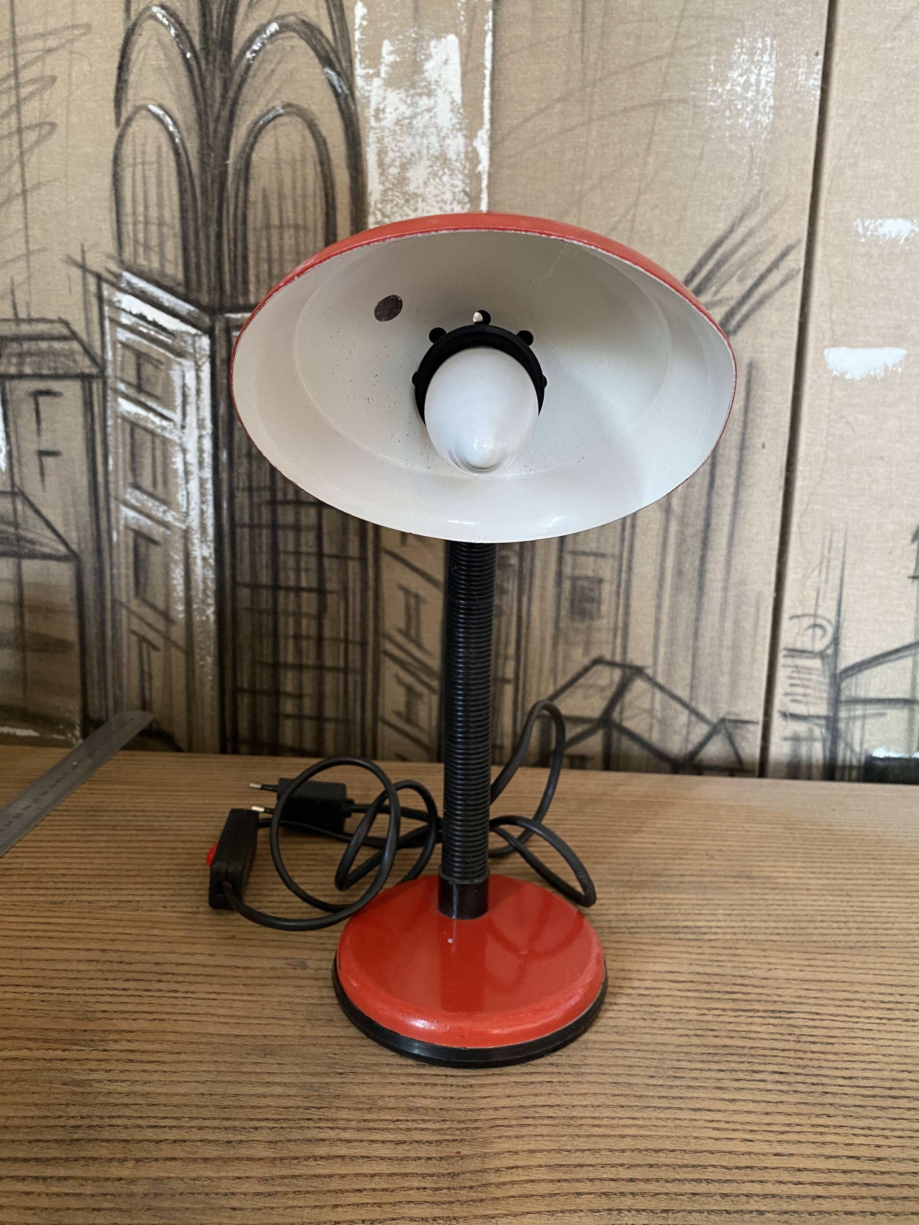 Desk lamp "Col de Cygne Aluminor Red Pop Art France - 1970 in Metal