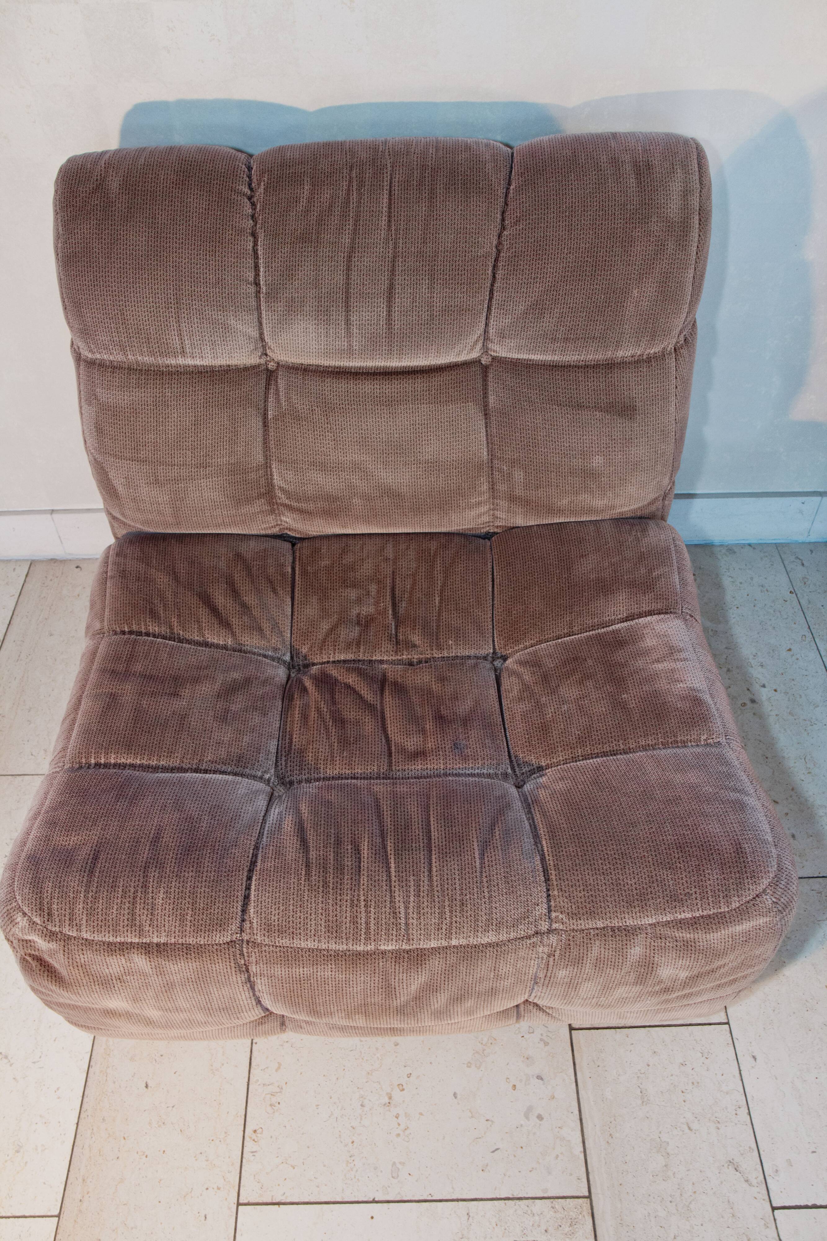 Canapé modulable composé de 2 chauffeuses en mousse et velours, édition Beka, 1970-80