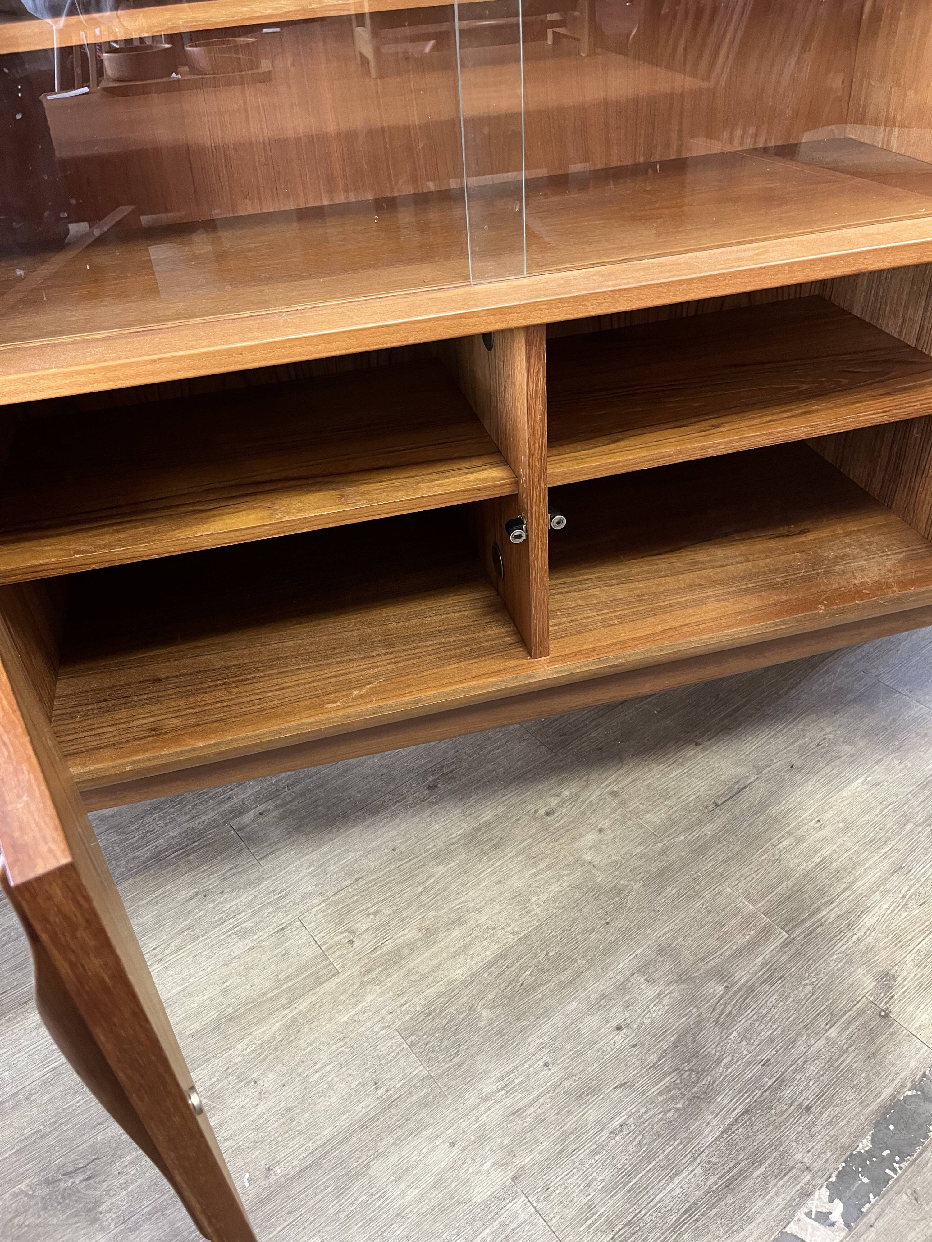 Enfilade haute scandinave en teck 1970