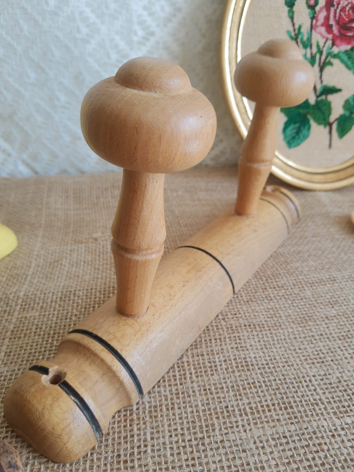 Coat rack 2 wooden hooks - vintage
