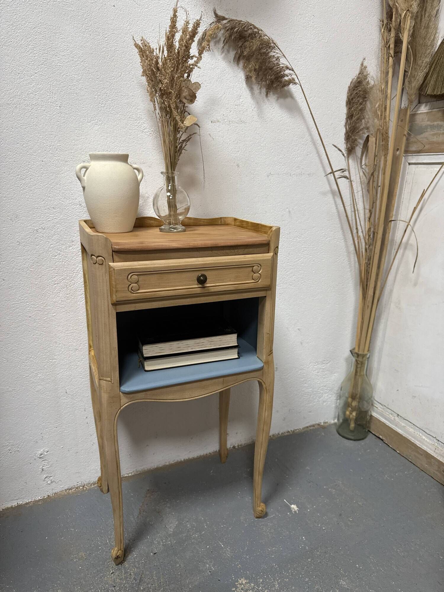Bedside table
