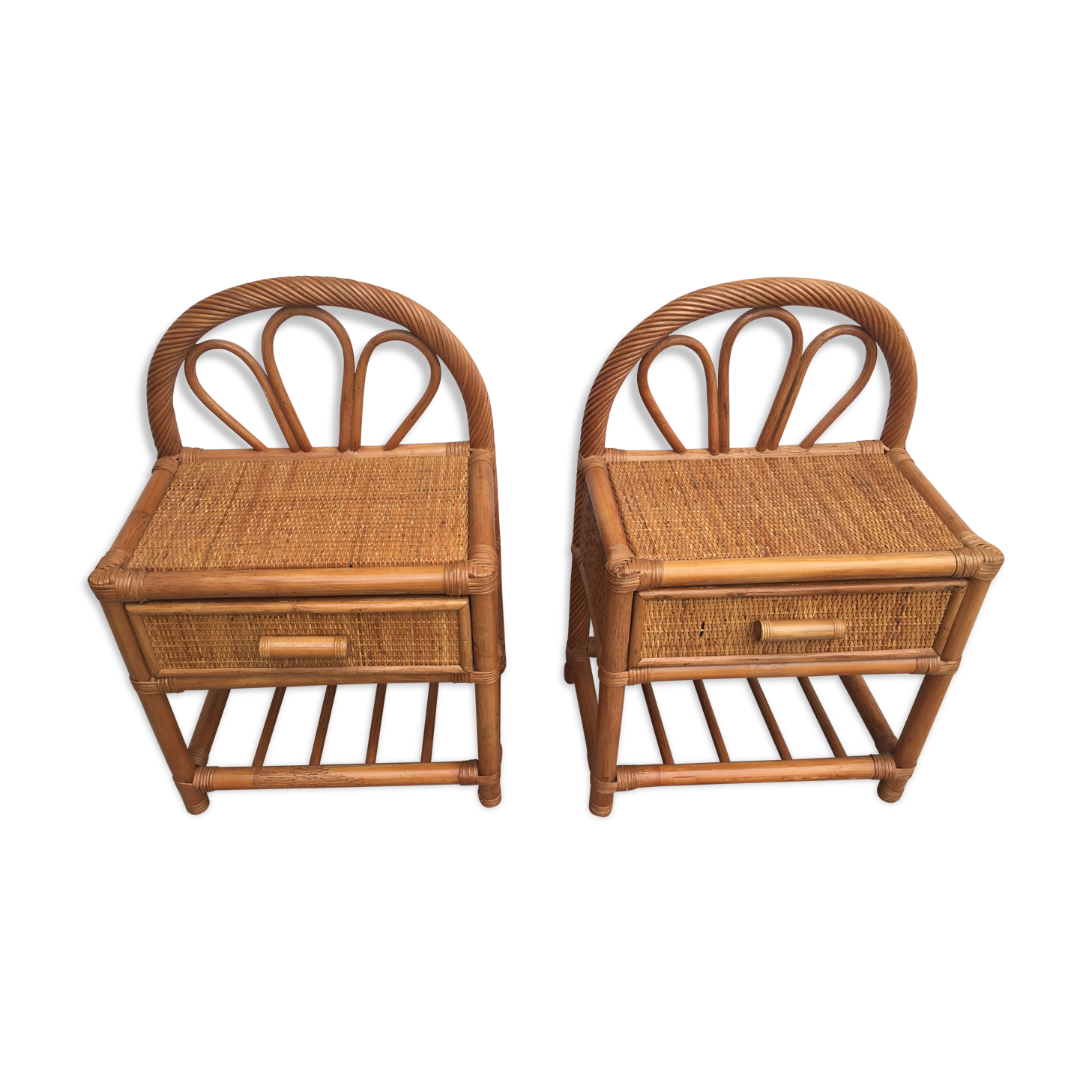 Two tables of bedside vitage bamboo /rotin