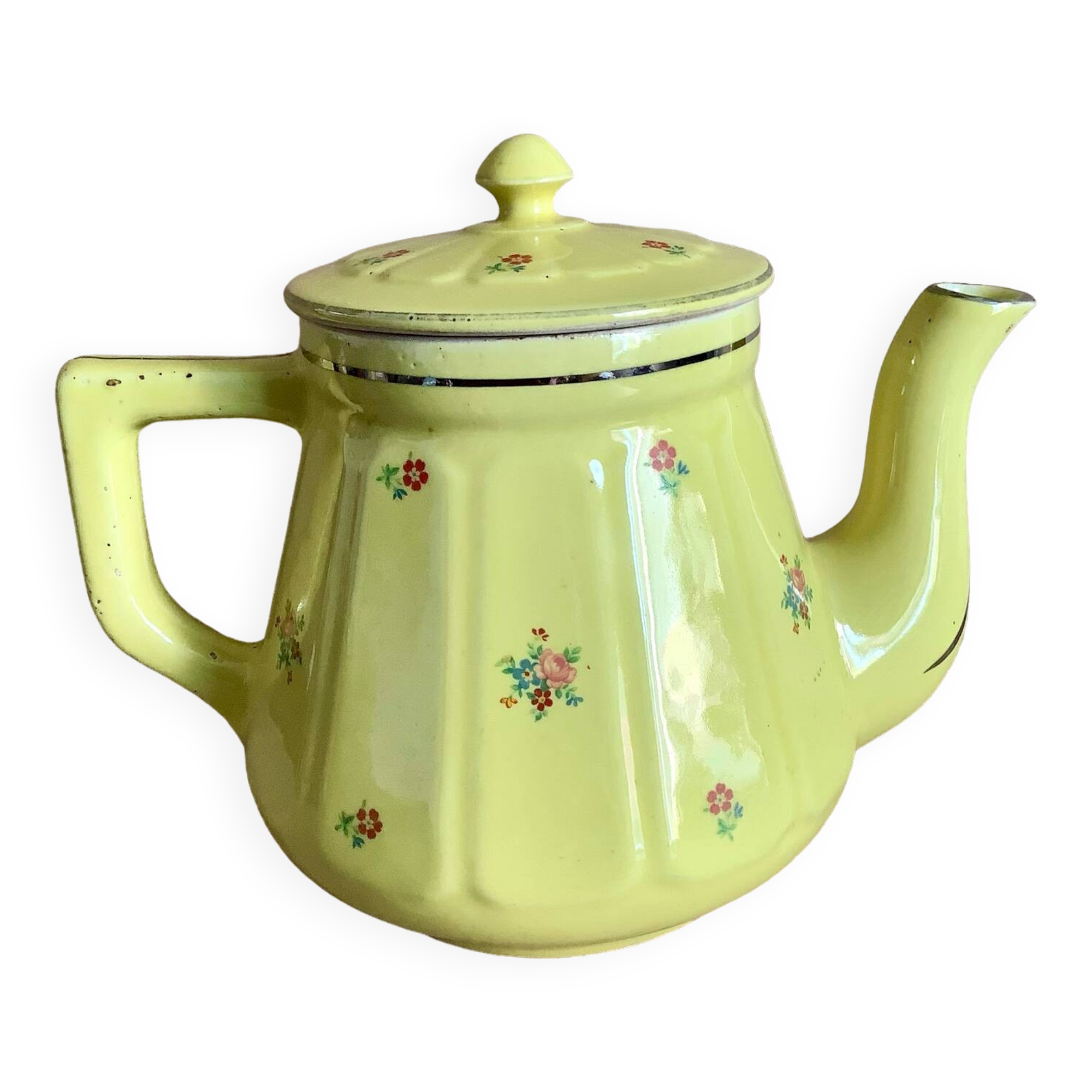 Yellow teapot