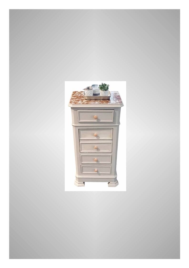 Old chest of drawers