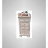 Old chest of drawers