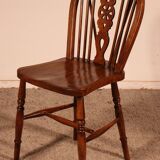 Set of 4 19th Century Windsor Wheelback Chairs