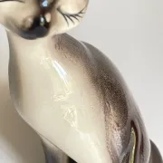 Vintage ceramic chat