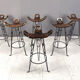 Ensemble de 6 tabourets de bar brutalistes, en fer forgé, années 1960.