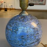 Pied de lampe boule en grés bleu